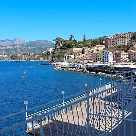 Admiral Hotel 4*