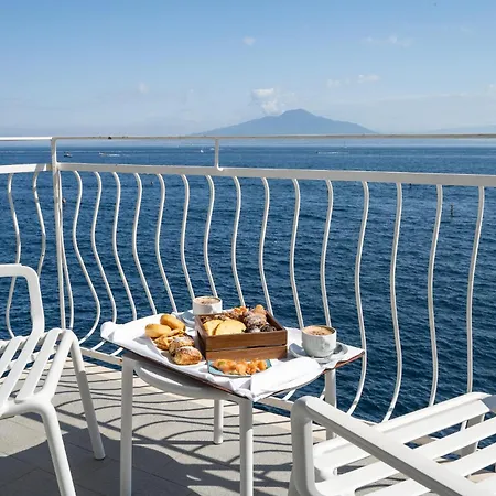 Готель Admiral 4*