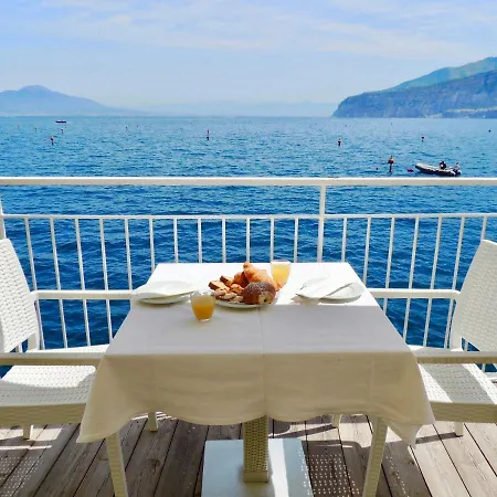 Admiral Hotel 4*