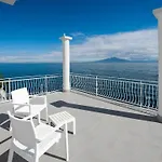 Admiral Hotel 4*